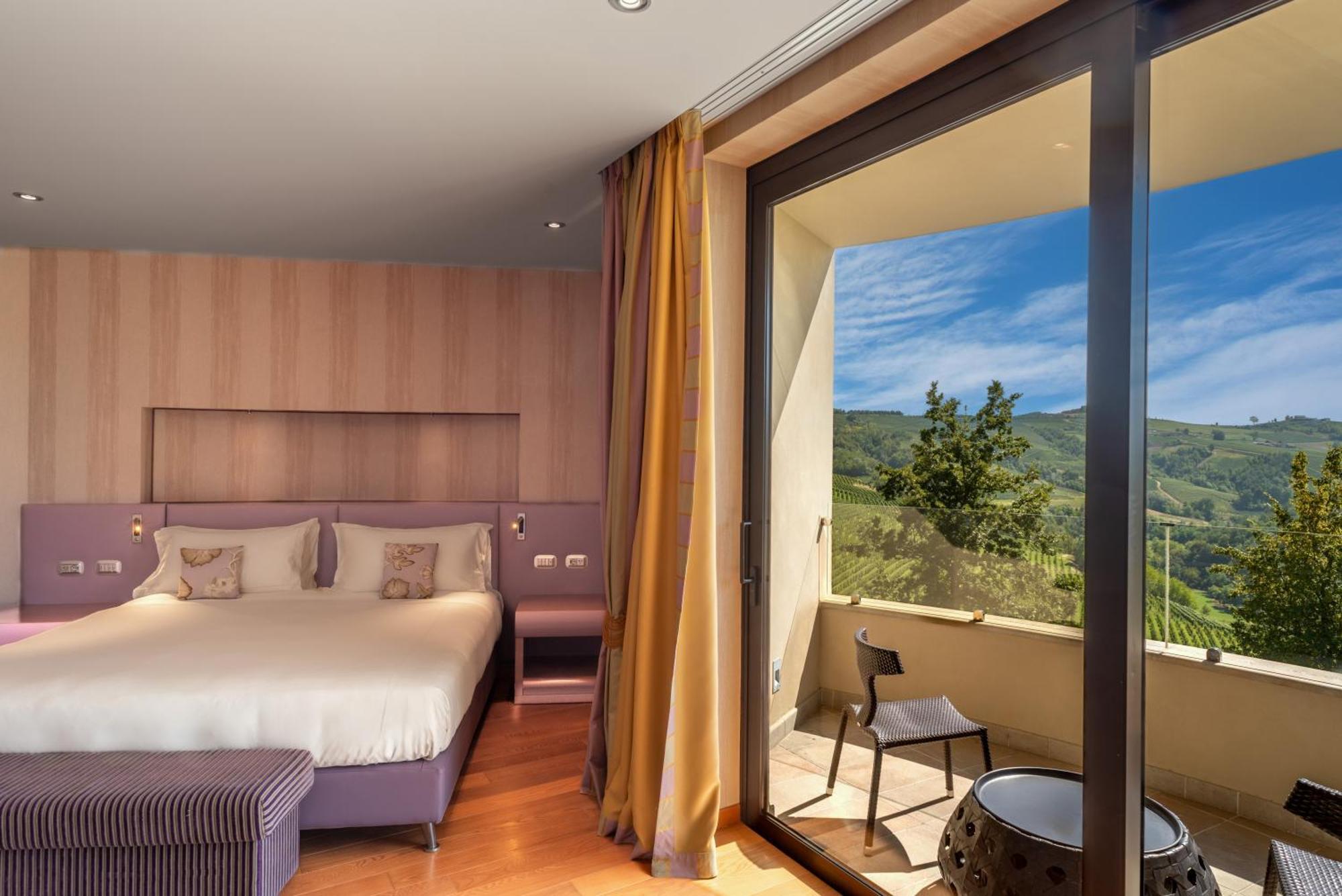 Il Boscareto Resort&Spa Serralunga d'Alba Esterno foto